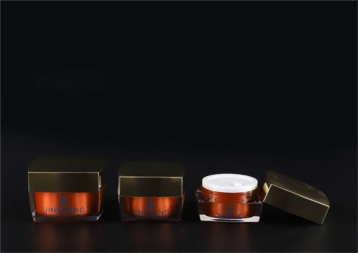 	Airless Pump Tube Cosmetic Packaging in stock